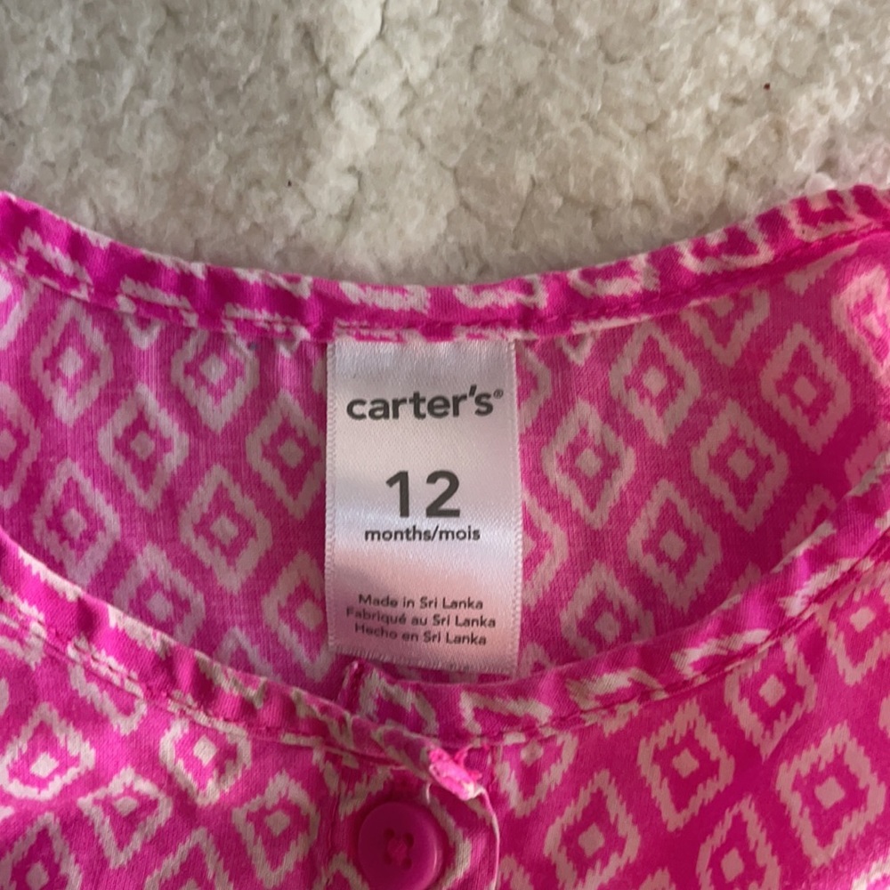 Carter’s romper - Picture 3 of 3